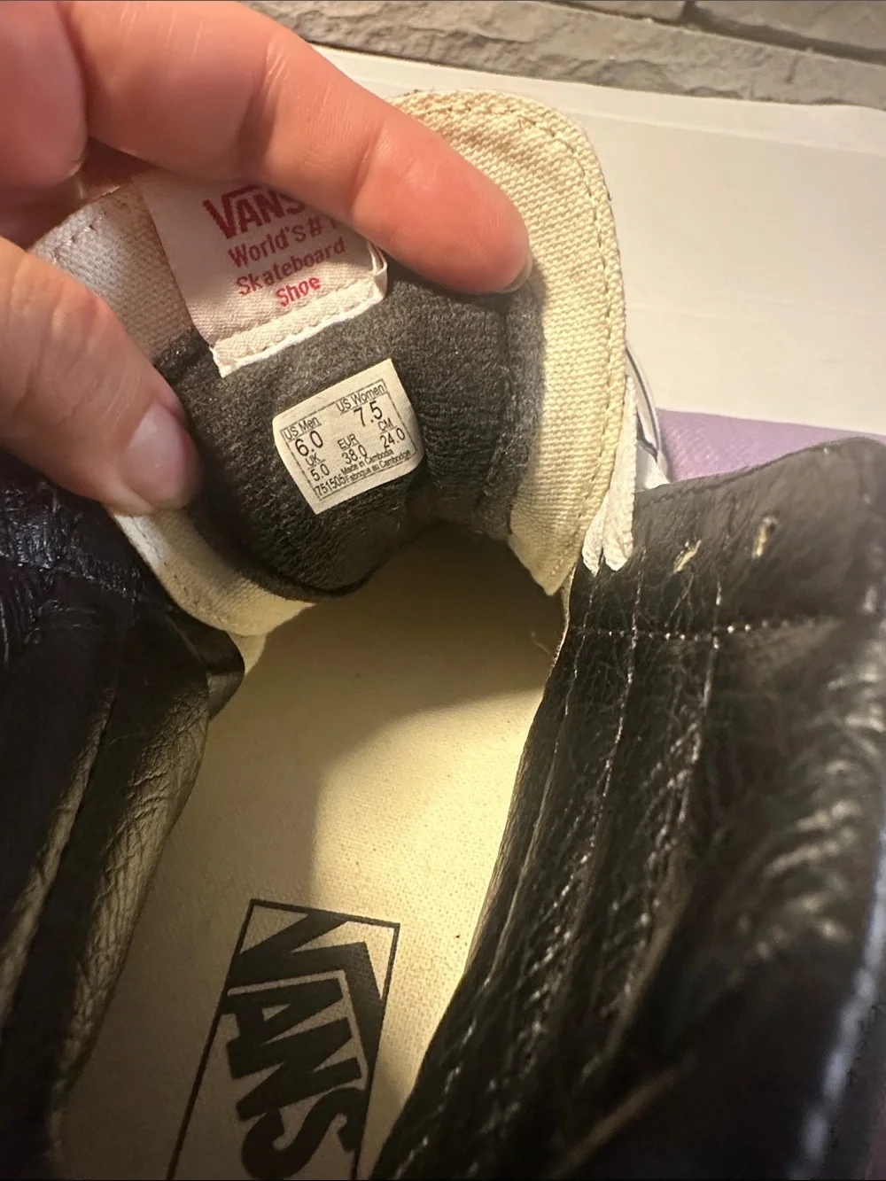 Vans Black and White unisex High-Top Skate Shoes with Red Logo Patch